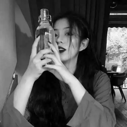 最近很火的句子一百个泛泛之交,也抵不过一个志同道合