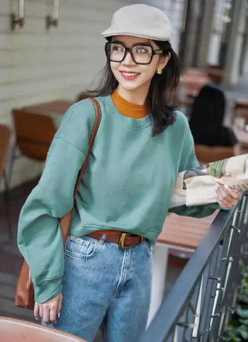 会穿女人春秋之际都会选择这3件外套,好看又百搭,少穿另外三件