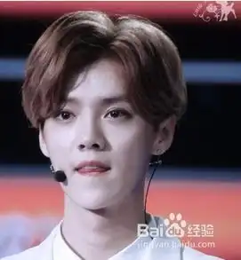 流行韩国男生中分发型