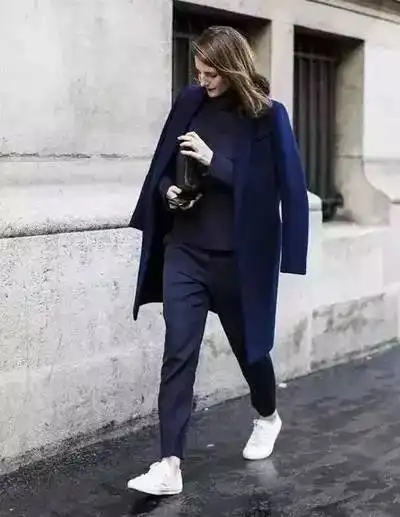 2017最时髦的,竟然是西裤配球鞋