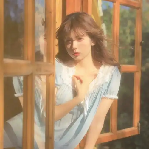 头像蓝色系女黄曼