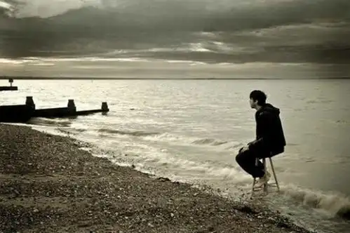 翻床学习的他2017高考上二本,一心帮女友结果自己的高考成为了笑话