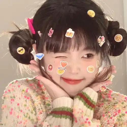 可爱搞怪女生头像02