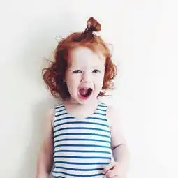 搞笑段子你别走来走去的,搞得好像你是孩子他爹似的