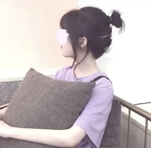 ins头像紫色系高清无水印女头