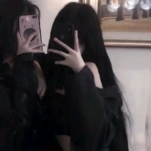 头像闺蜜头像一人一张真人,小时候画在手上的表没有动