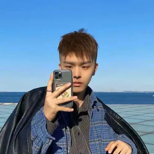 男生留这8款发型好帅呀