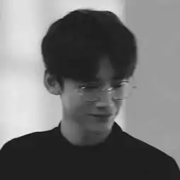 男微信头像治愈系干净白