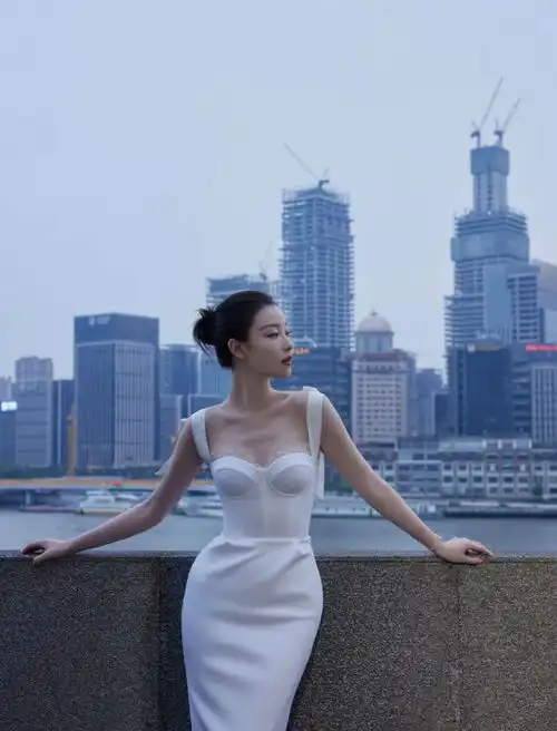 你说我是人间gucci,我想告诉你我就是倪妮