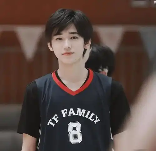 黑系男生头像真人图文邢