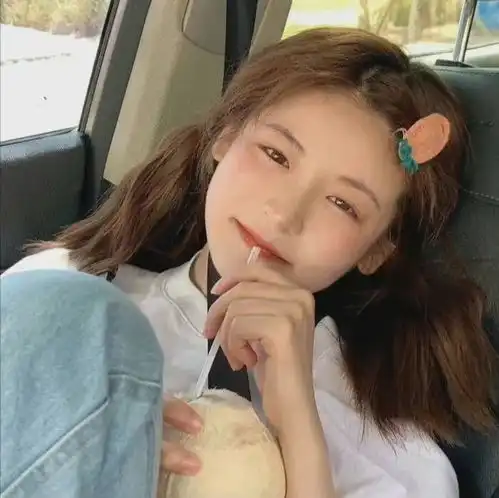 ins风蓝色系图片美女头