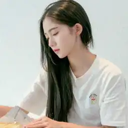 蓝色系女孩和猫头像李凯