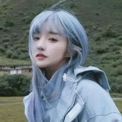 适合夏季的蓝色系女生头像真人2021宇宙所有浪漫我都想和你去看