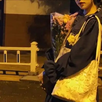 冷门小众头像女,高级慵懒小众气质女头像