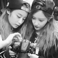 微信闺蜜黑白头像两人一人一张微信头像图片大全