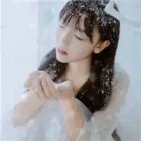 求以淡蓝色为主的情头或者闺蜜头像,画风要高清细致的