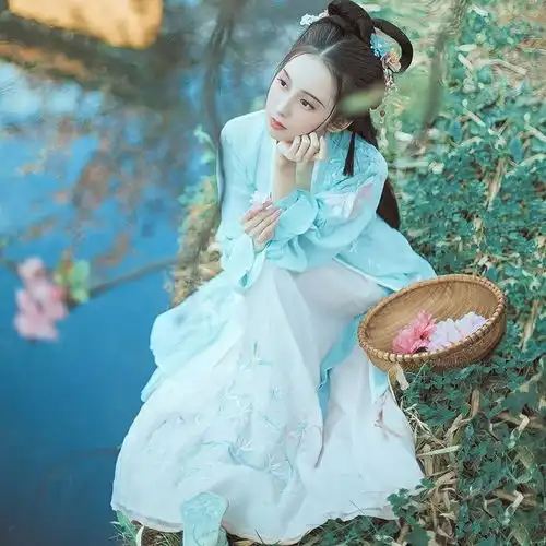 那些年我买的白菜汉服哔哩哔哩