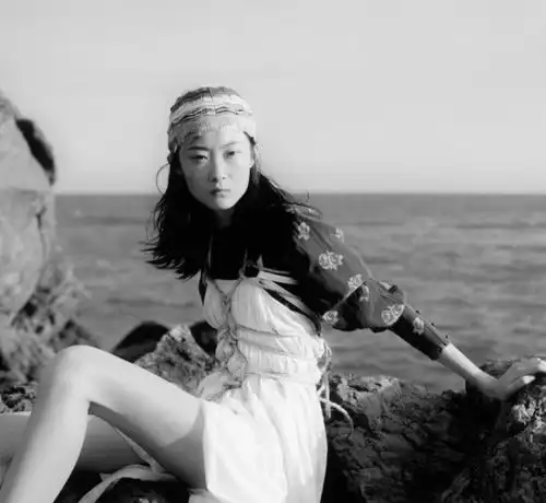 杜嘉班纳广告女模特公开发声,究竟是真情实感的道歉还是炒作