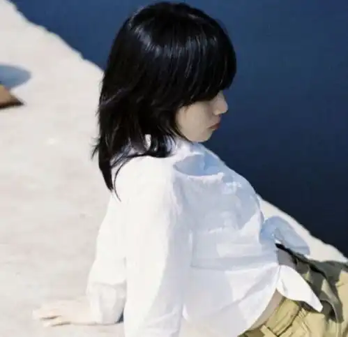 这么好看的女生头像,一定要有温柔的文案