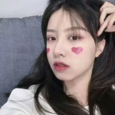 照片全身女生头像真人