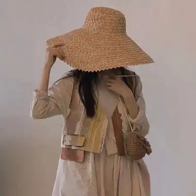 戴帽子遮脸女生头像,高清微信头像女生戴帽子遮脸的图片