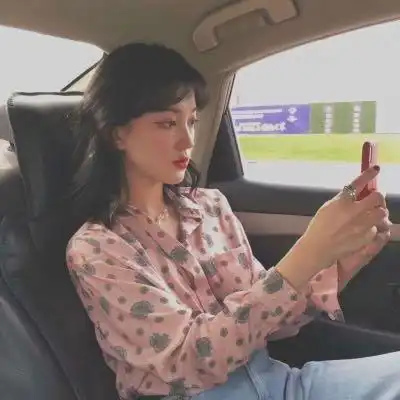 绿色系头像女生简约干净