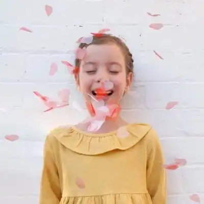 欧美萌娃头像女生可爱超萌2018最新你的眉与眼我的喜与欢