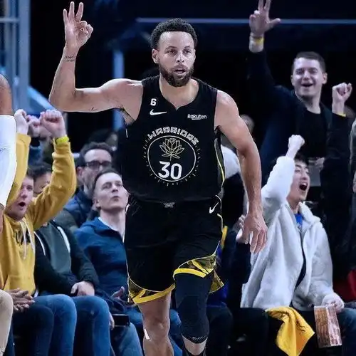 克莱找回自我,库里甘当绿叶,普尔首发梦破灭,勇士找到制胜密码