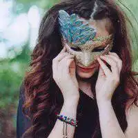 狐狸面具短发女孩头像微信头像图片大全