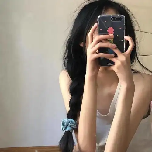 分享一些好看的真人男女头像,来选一张吧
