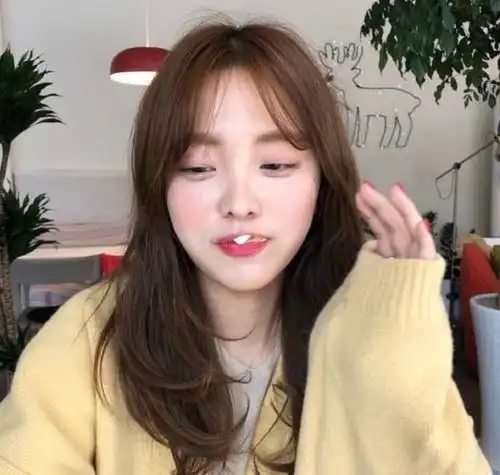 唯美治愈系语录和女生头像,总有一个适合你,抓紧收藏