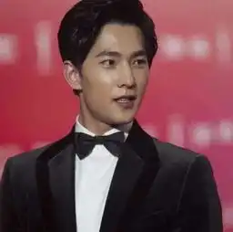 杨洋再次躺枪,全职高手女主公布,居然是她