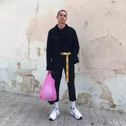 头像黑色系女生ins街拍