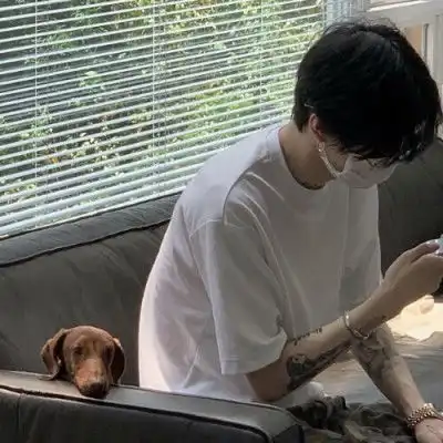 冷酷男神侧脸杀头像超帅私奔吗在太阳落山前