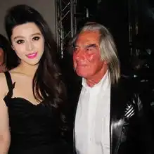 范冰冰赴巴黎变身名媛左右逢源化朋克妆魅力摄人