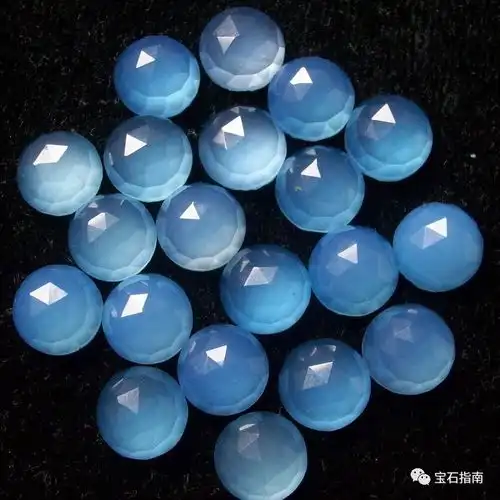 蓝紫色系宝石大盘点同一色系的彩色宝石到底能有多少种