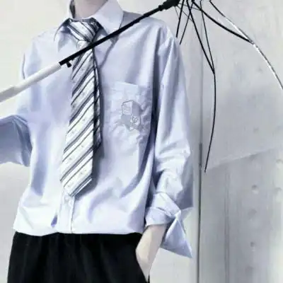 白衬衫黑领带半身男头