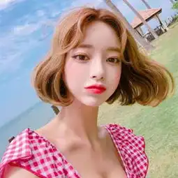 女生短发卷发发型图片烫完可美到下个季度