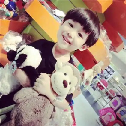 萌娃头像情侣一对一张,愿你此生明朗善良