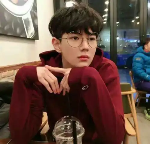 头像壁纸轻轻喜欢,寂静欢喜