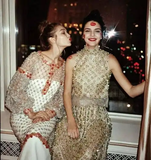 绿色系闺蜜头像高清gigi