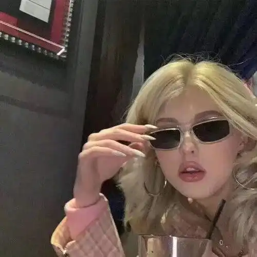 欧美丧系头像ins高级头