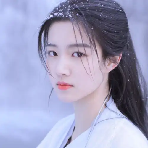 那些惊艳唯美的古风情话二斤桃花酿做酒,万杯不及你温柔