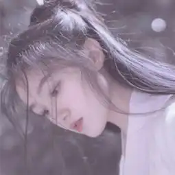 我曾踏月而来只因你在山中