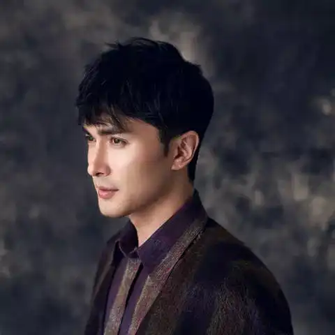 长着一张混血脸的明星