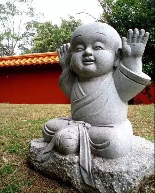 禅意石雕小沙弥多图欣赏