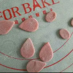 年味十足的中式面点猪小屁卡通造型馒头