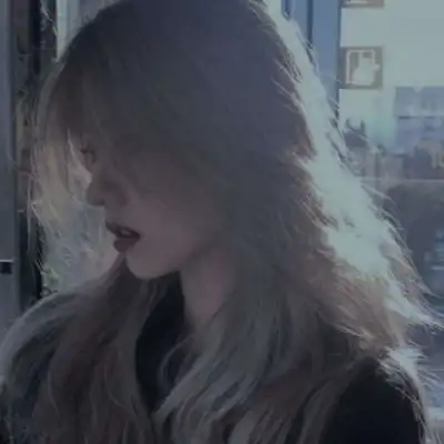 你是我的文艺复兴带我走出黑暗给女生头像我要个性网