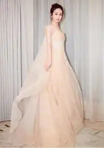 赵丽颖最会搭配的女明星