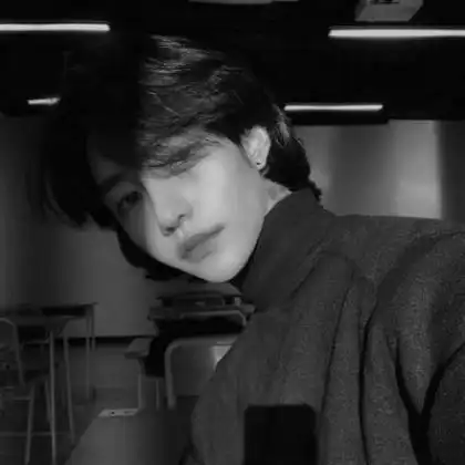 冷酷男生头像黑白,爱就一辈子喜欢就是喜欢